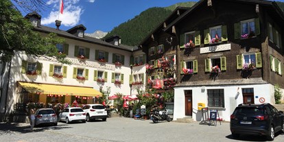 Hundehotel - Preisniveau: günstig - Schweiz - Hotelansicht - Hotel Croix d`Or et Poste